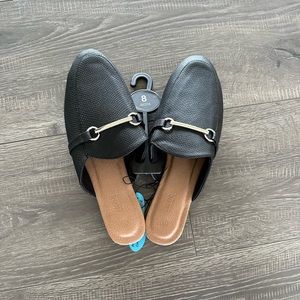 NWT Ardene black slip on shoes